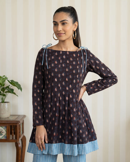 Blue Floral Block Printed Cotton Kurta & Straight Pants